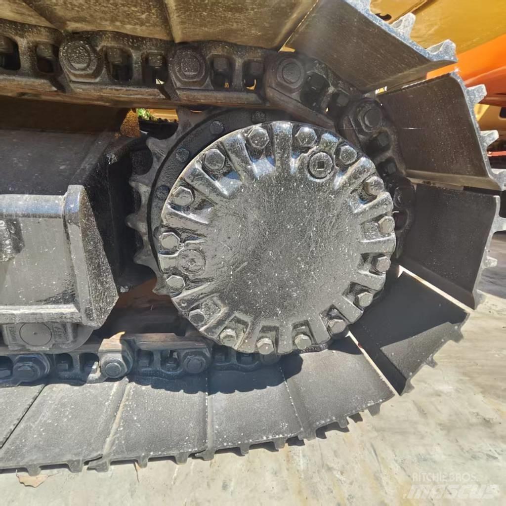 CAT 320 D Pelle sur chenilles