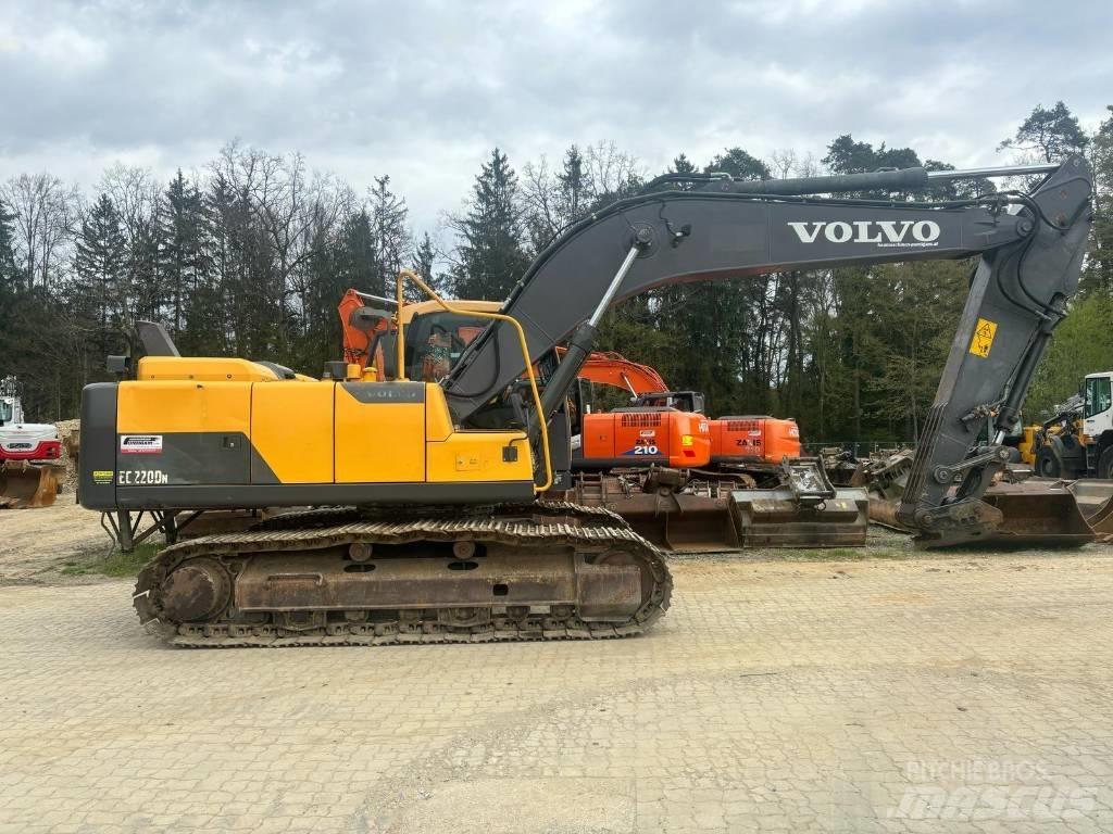 Volvo EC 220 D Pelle sur chenilles