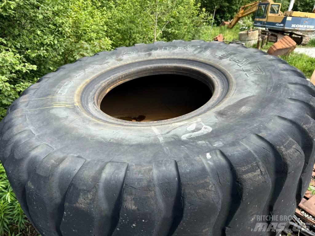 Goodyear 23,5R25 Pneus, roues et jantes