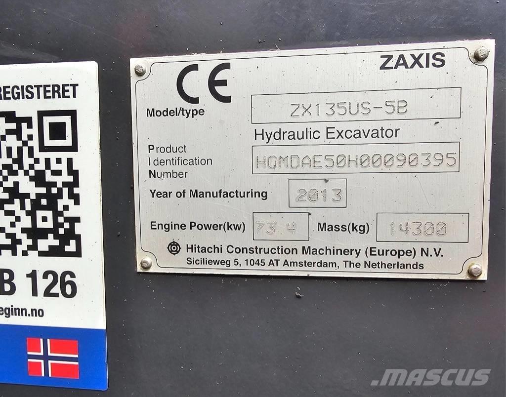 Hitachi ZX 135 US-5 Pelle sur chenilles