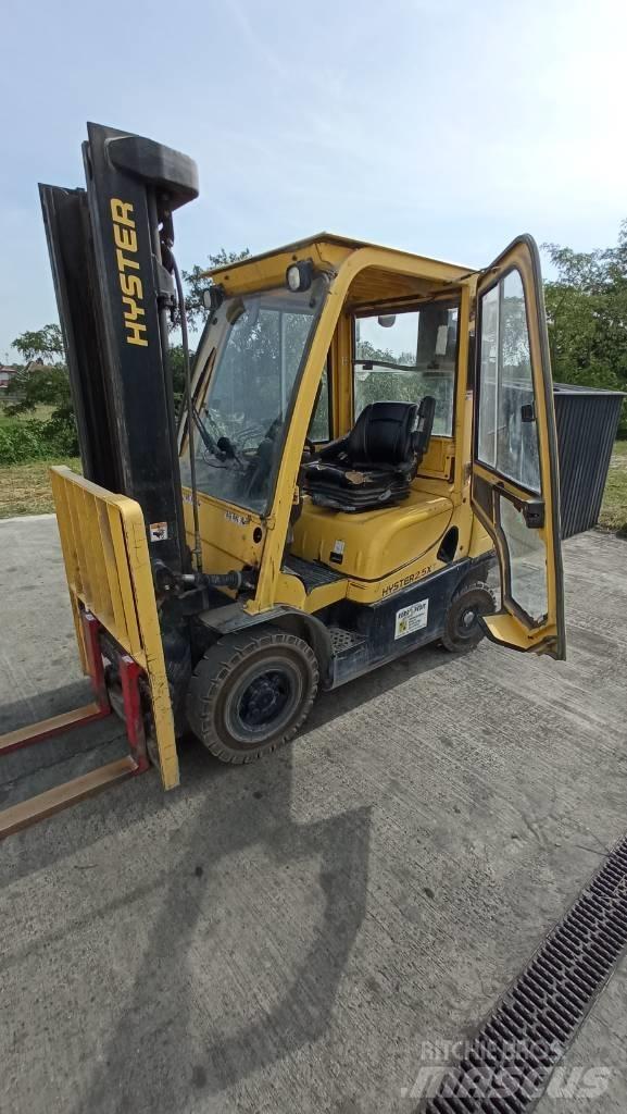 Hyster H 2.5 XT Chariots GPL