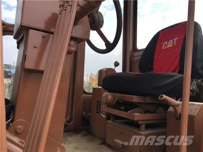 CAT 140 H Niveleuse