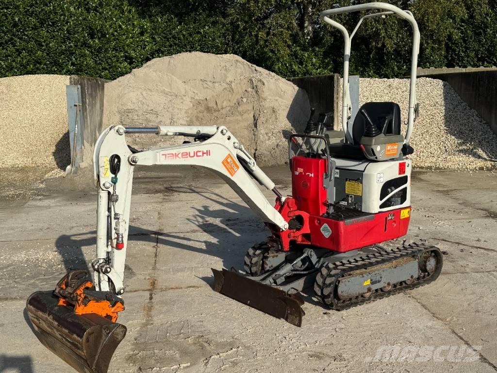 Takeuchi TB 210 R Mini pelle < 7t