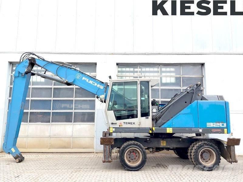 Fuchs MHL 320 F Pelle à déchets