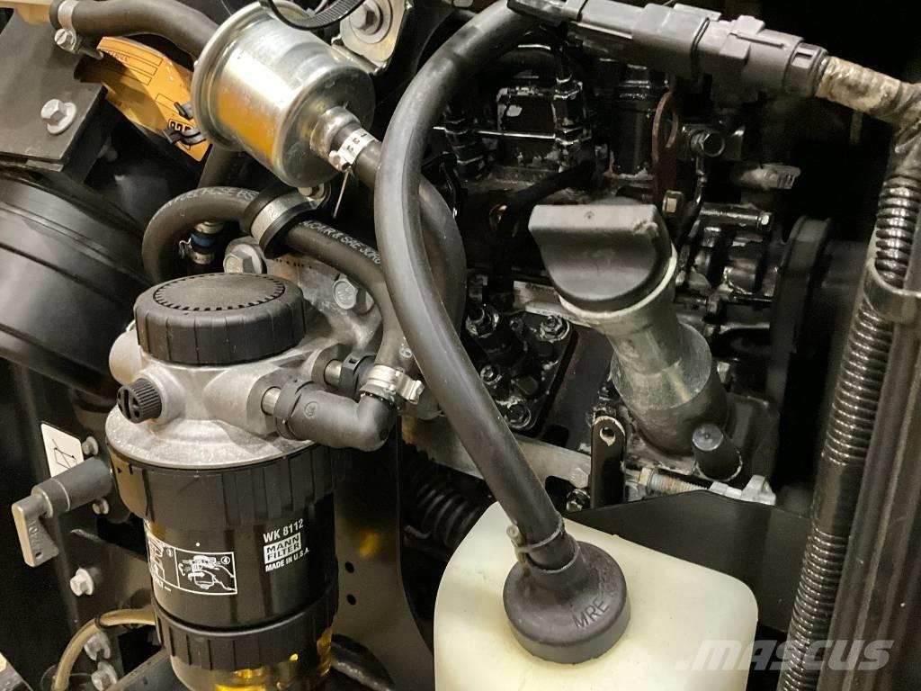 JCB 16 C-1 Mini pelle < 7t