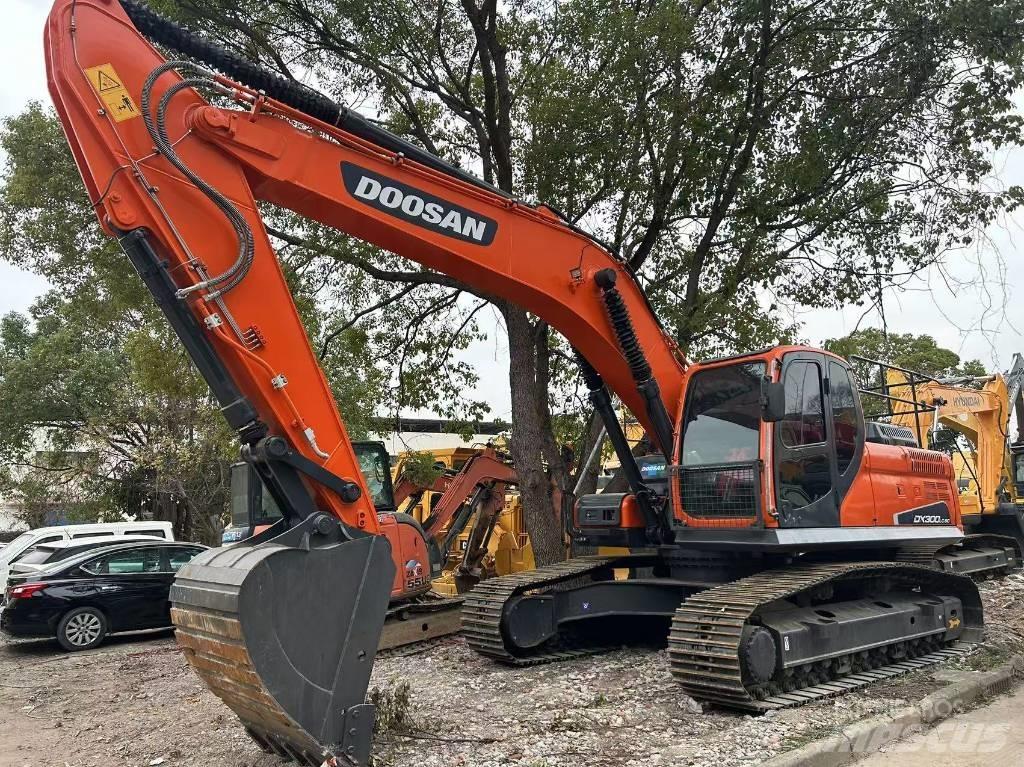 Doosan DX300LC-9c Pelle sur chenilles