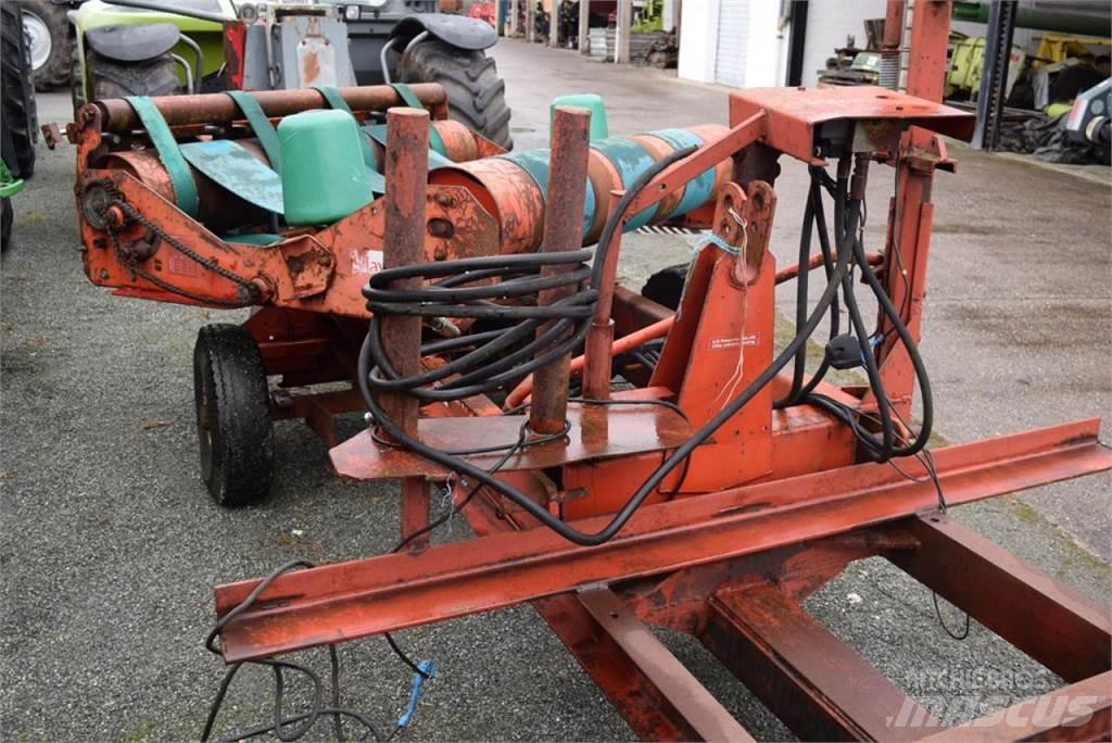 Kverneland UN7558 Enrubanneuse