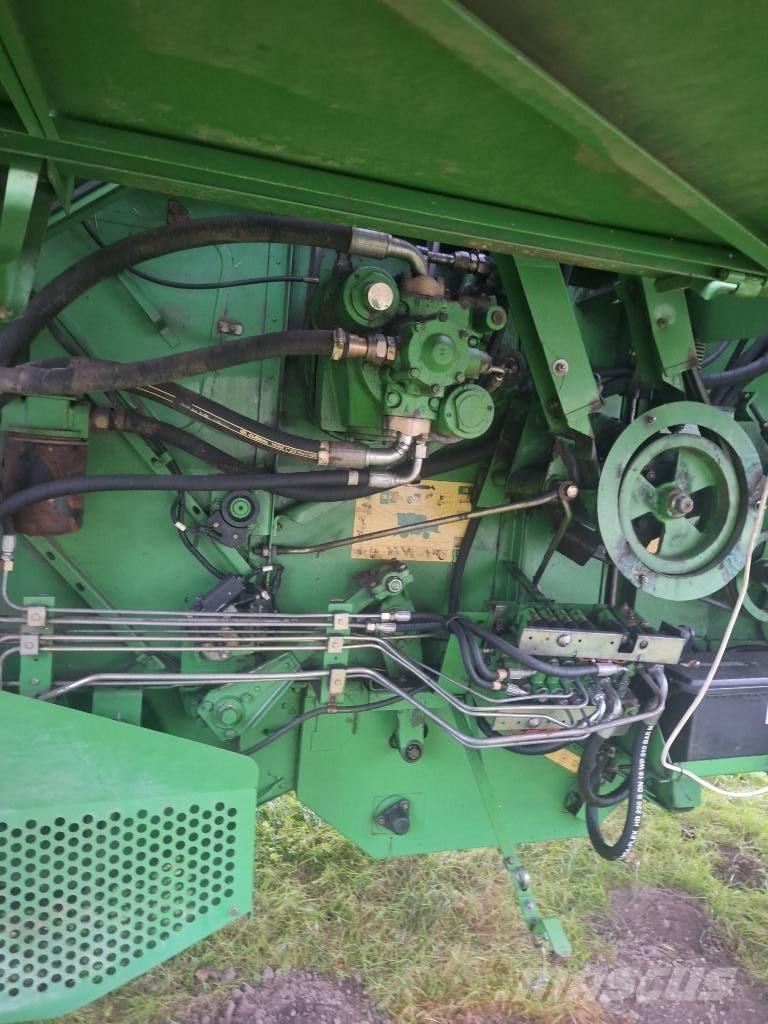 John Deere 1450 CWS Moissonneuse batteuse