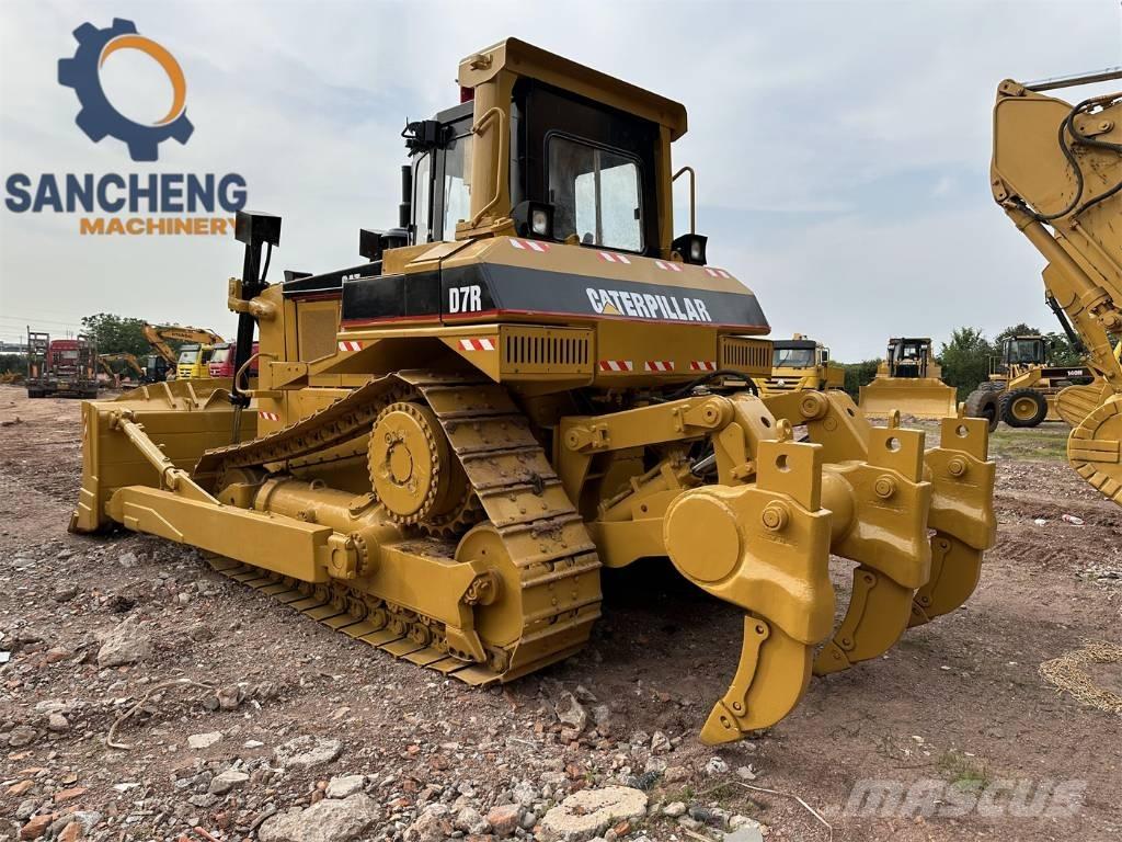 CAT D 7 R Bouteurs sur chenilles