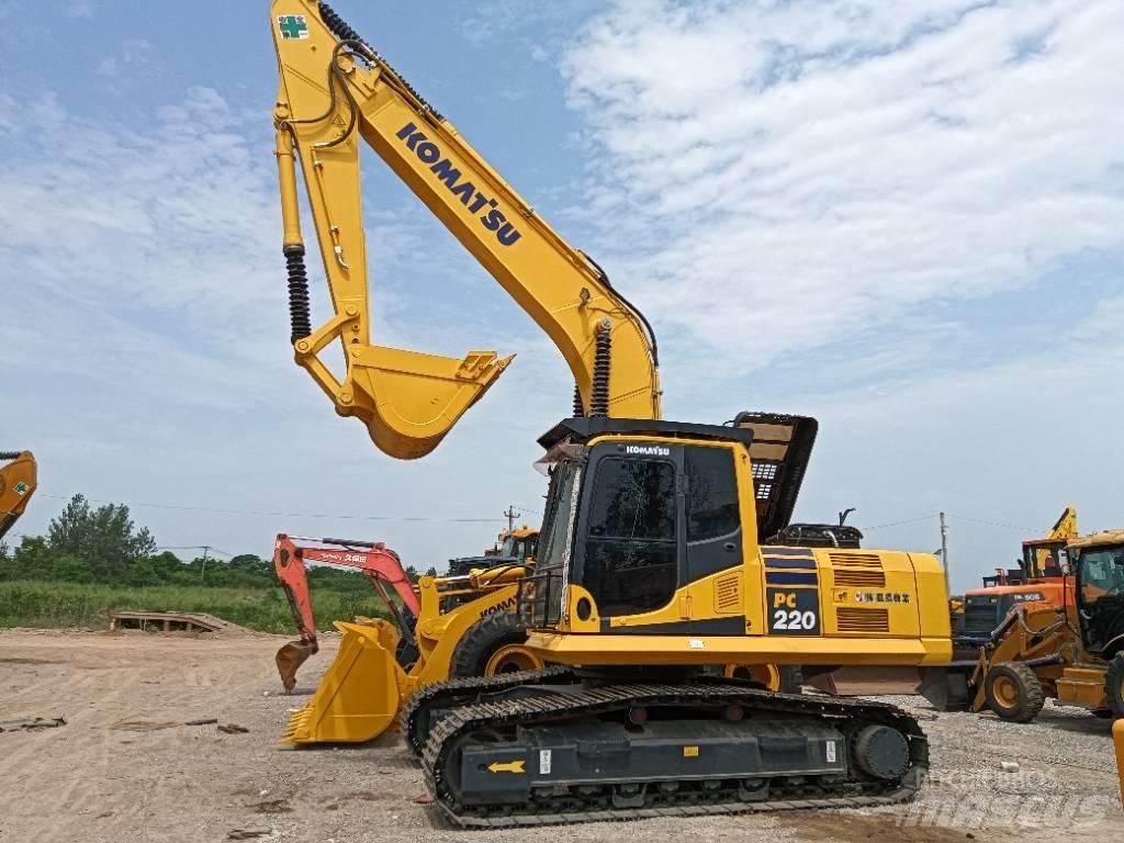 Komatsu PC 220-8 Pelle sur chenilles