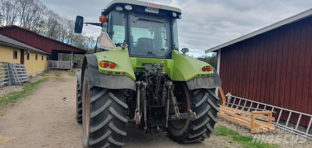 CLAAS Arion 510 Tracteur