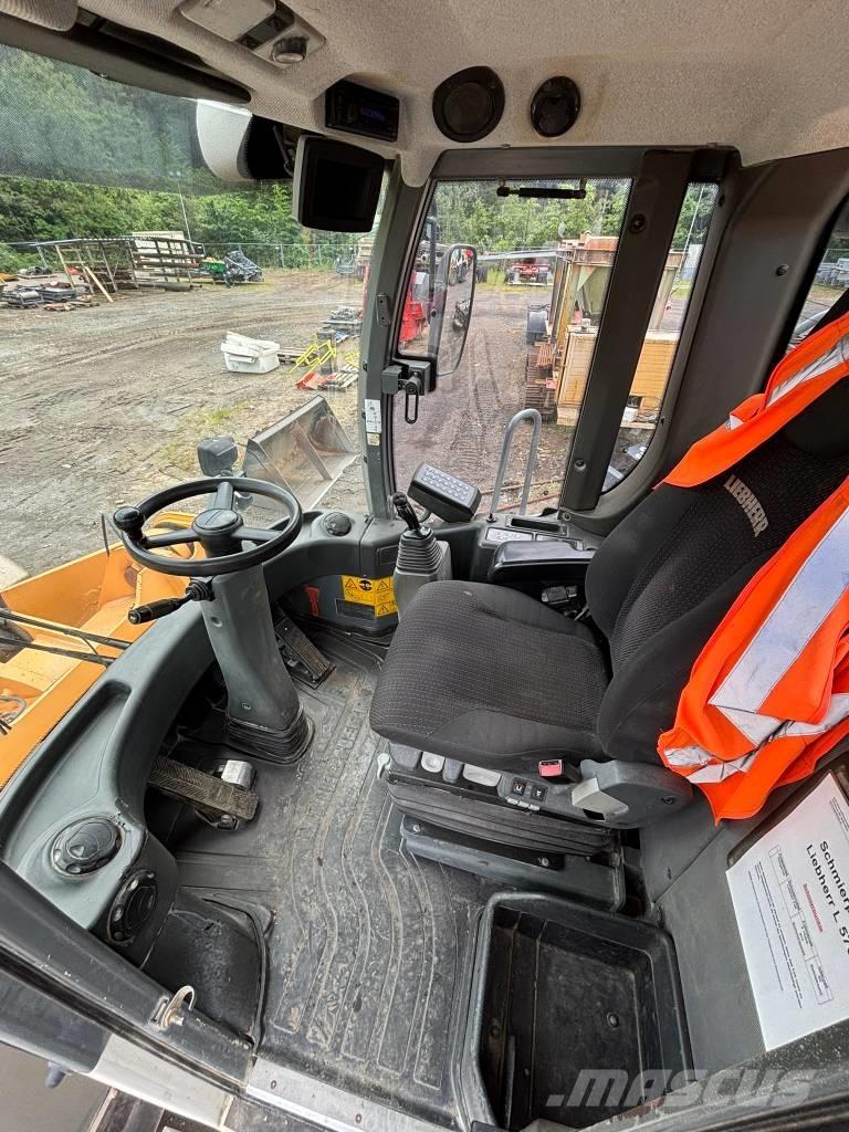 Liebherr L 576 Chargeuse sur pneus