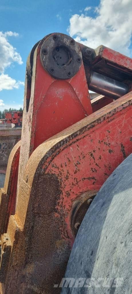 Sandvik LH 410 Chargeuses pour exploitations minières souterraines