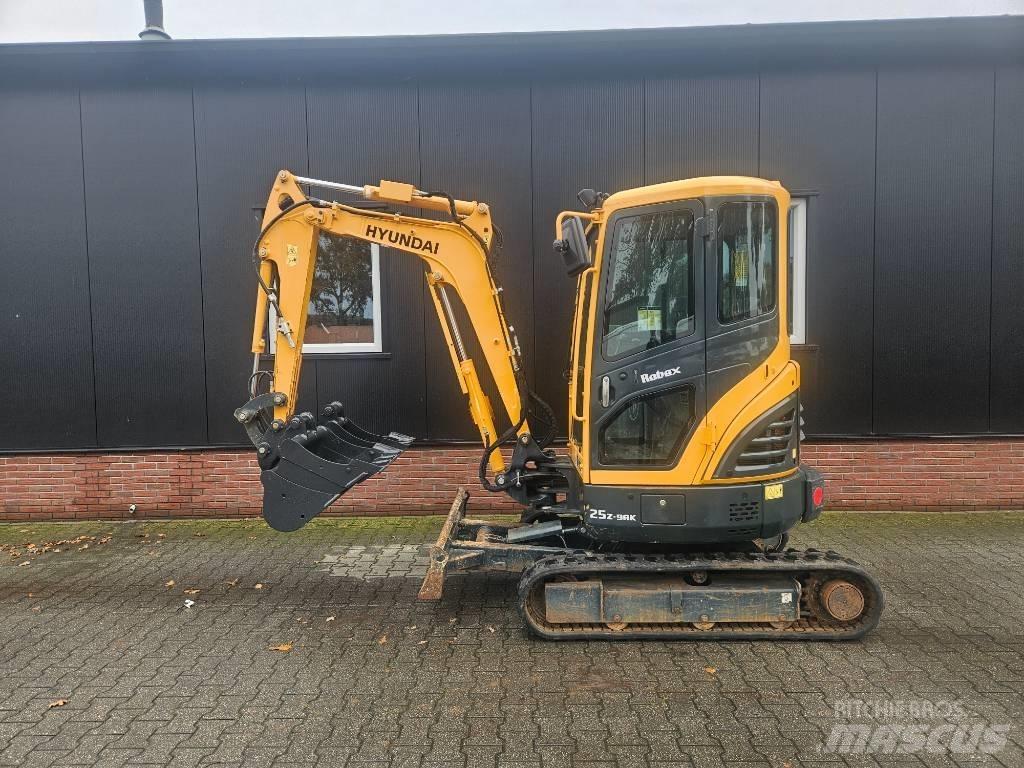 Hyundai Robex 25-9 Mini pelle < 7t