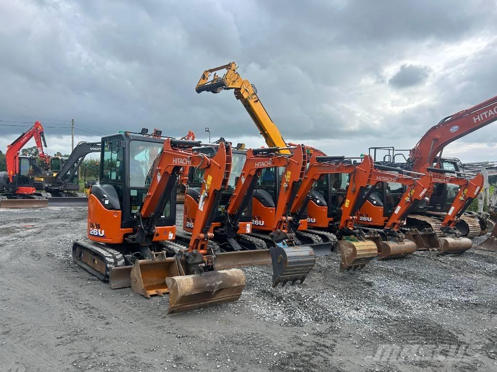 Hitachi ZX 26 U-6 Mini pelle < 7t