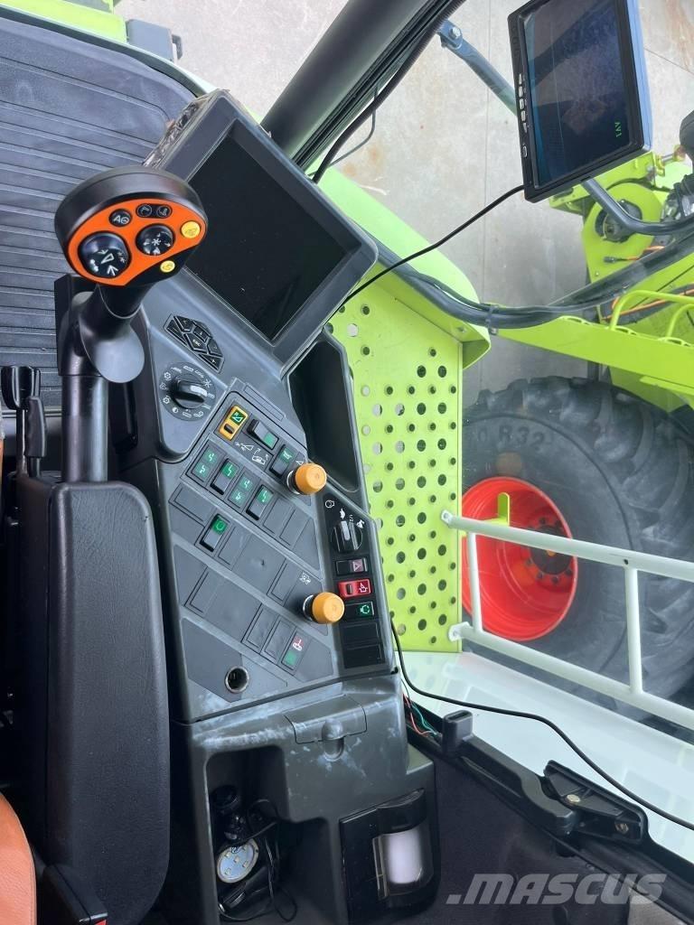 CLAAS Lexion 560 TT Moissonneuse batteuse