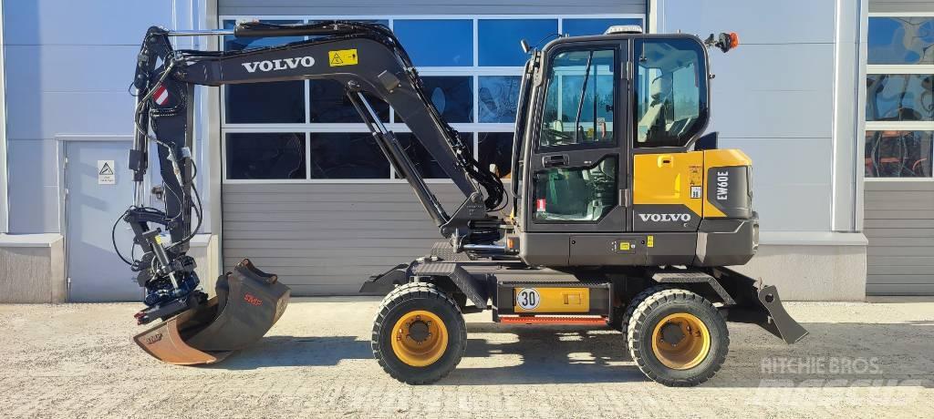 Volvo EW60E Pelle sur pneus