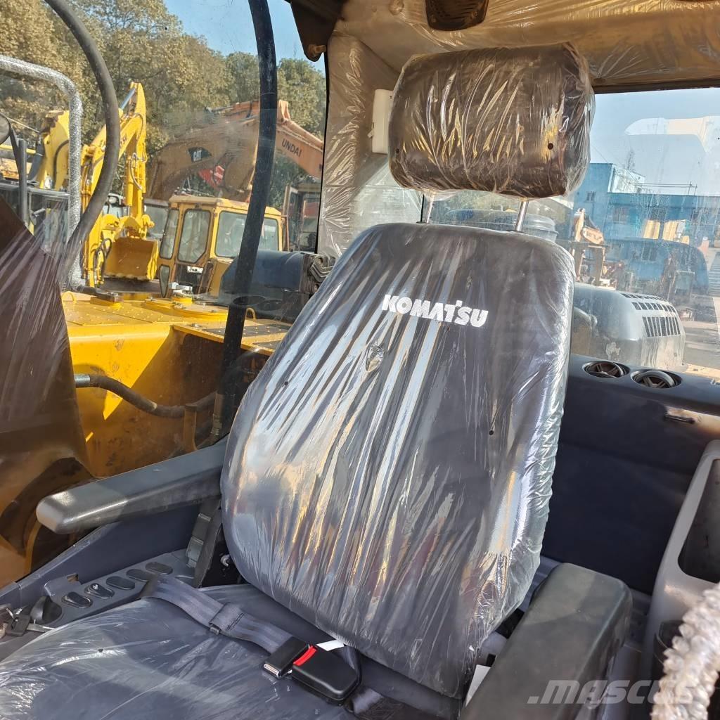Komatsu PC 200-8 Pelle sur chenilles