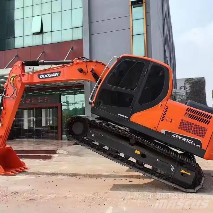 Doosan DX150 Pelle sur chenilles