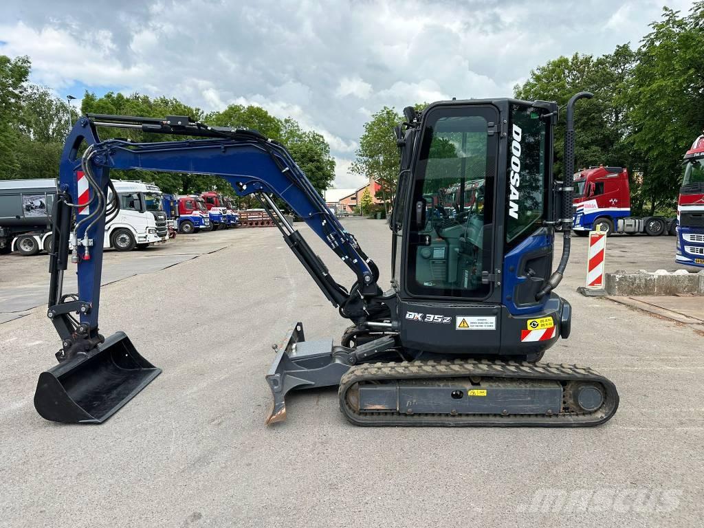 Doosan DX 35 Z Mini pelle < 7t