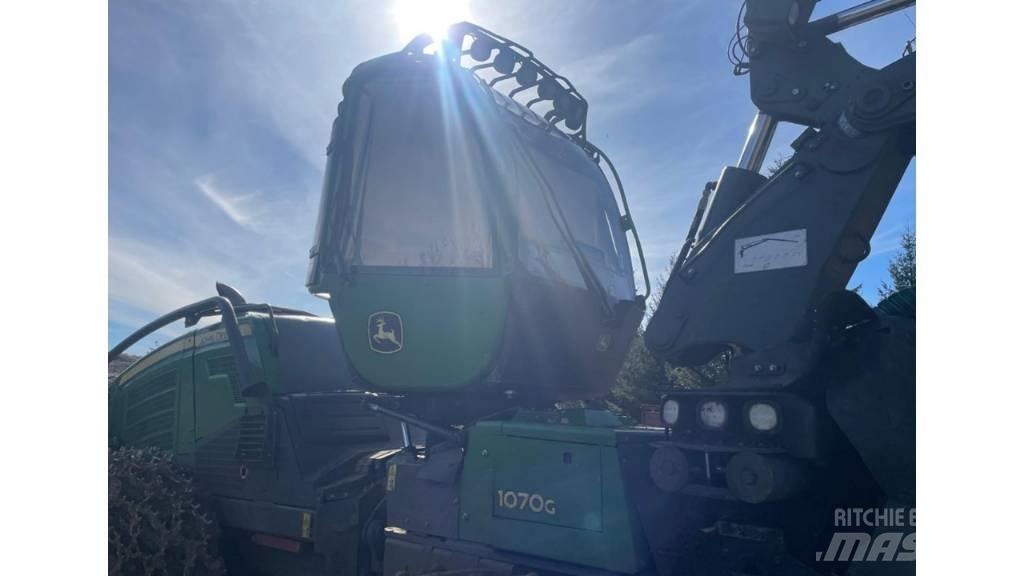 John Deere 1070 G Abatteuse