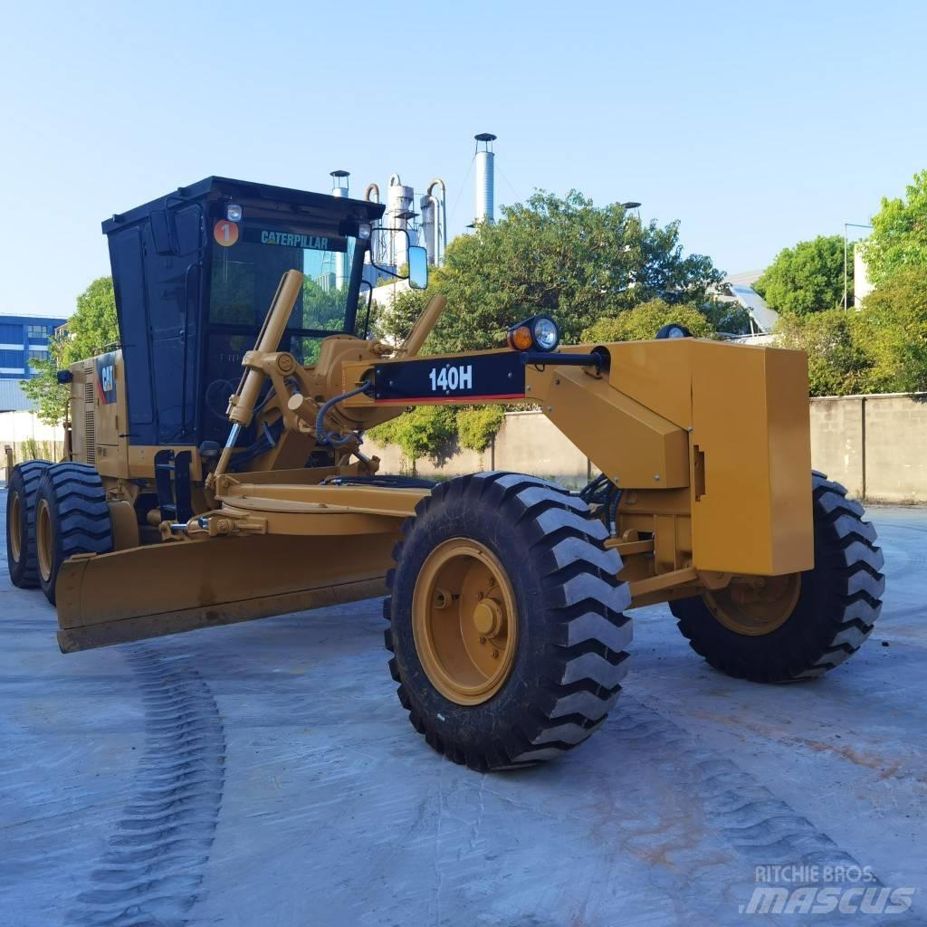CAT 140 H Niveleuse