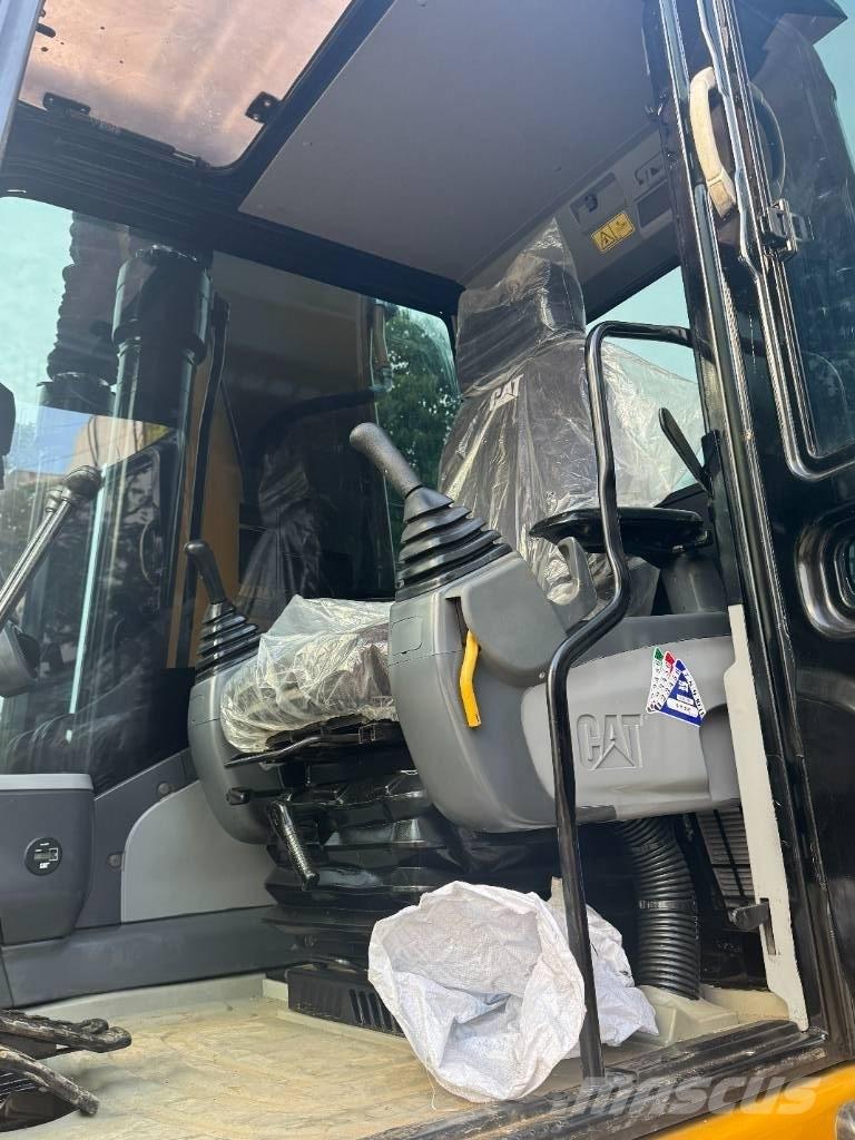 CAT 325D Pelle sur chenilles