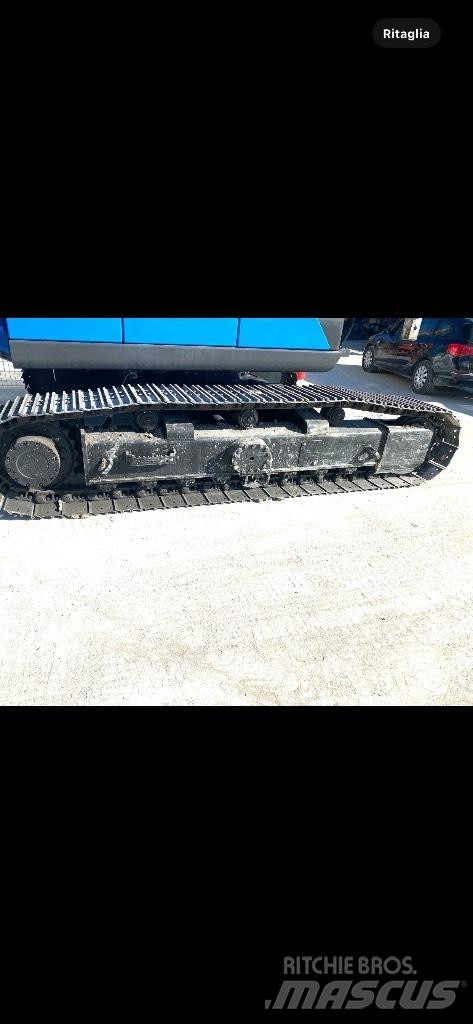 Tes Car C  360. Grue sur chenilles