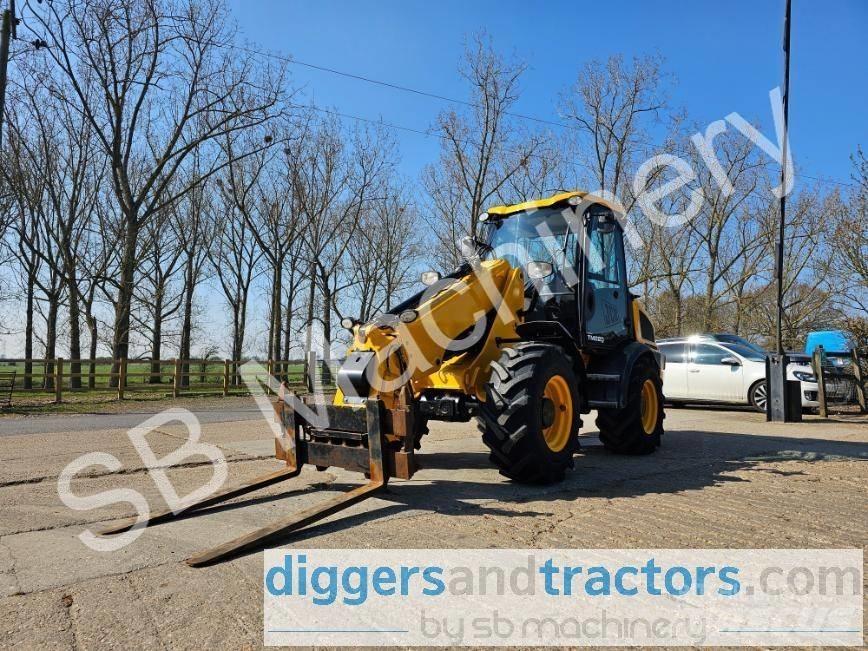 JCB TM 220 Chargeuse sur pneus