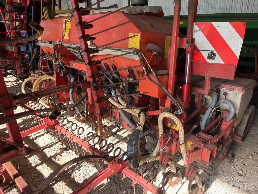  Becher AEROMAT 8Z Semoir de précision