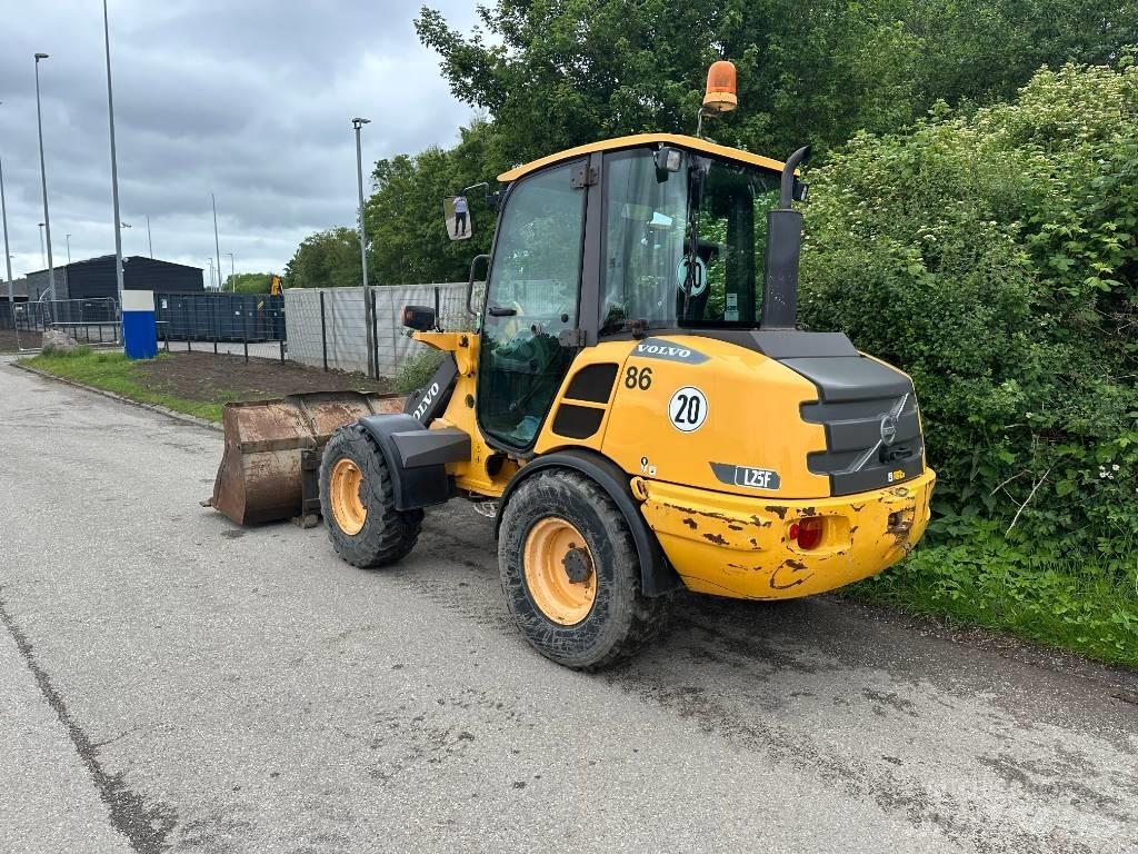 Volvo L 25 F Chargeuse sur pneus
