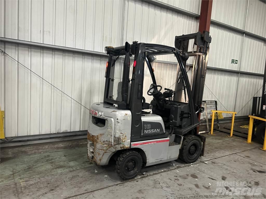 Nissan Y1D1A18Q Chariots diesel