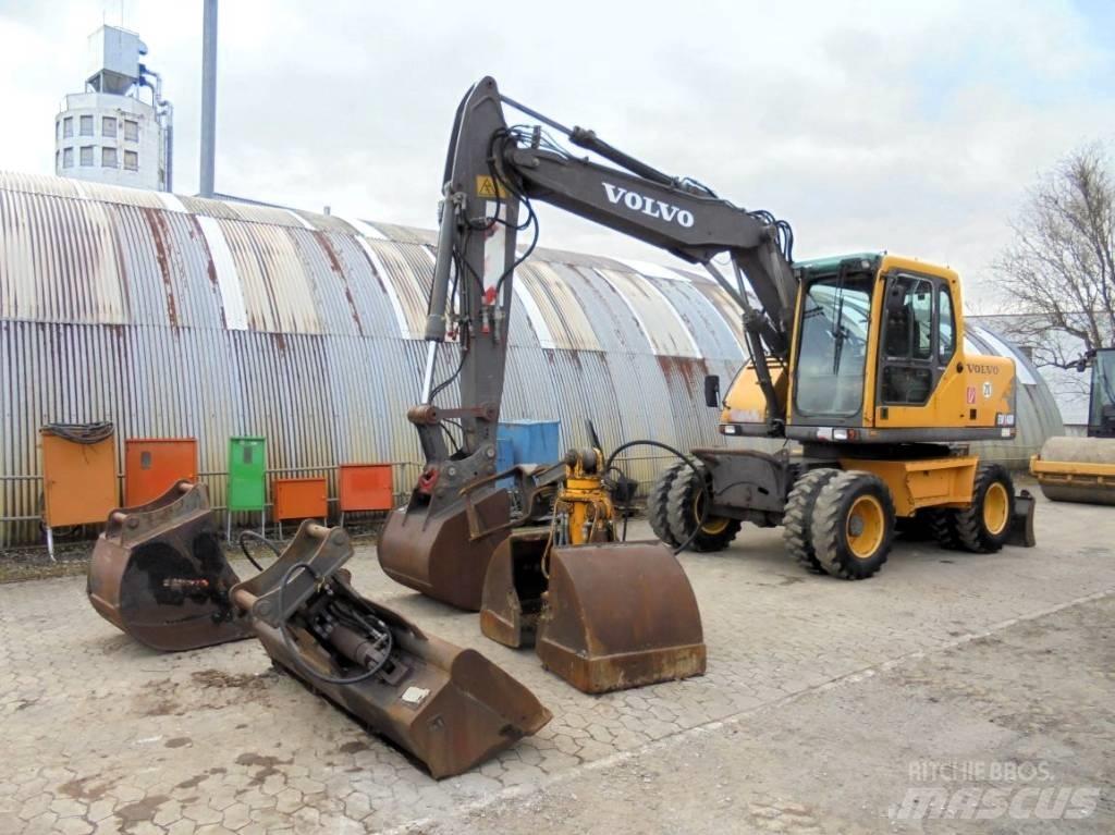 Volvo EW 140 B Pelle sur pneus