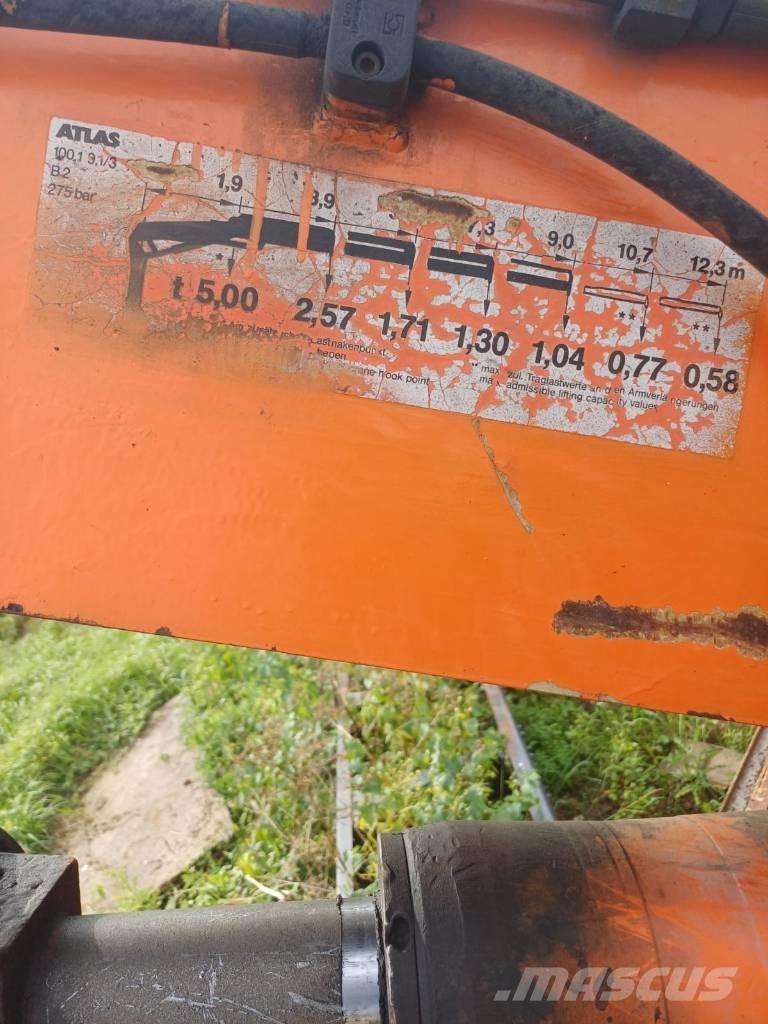 Atlas 100.1 Grue auxiliaire