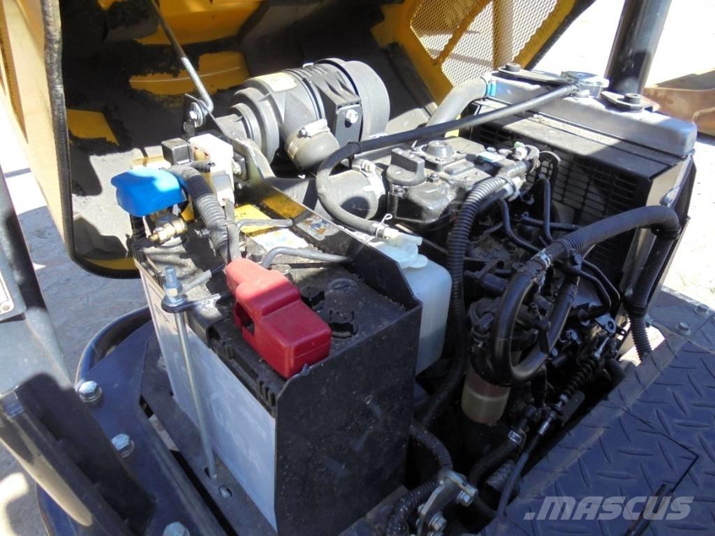 Yanmar C 12 R-C Tombereau sur chenilles