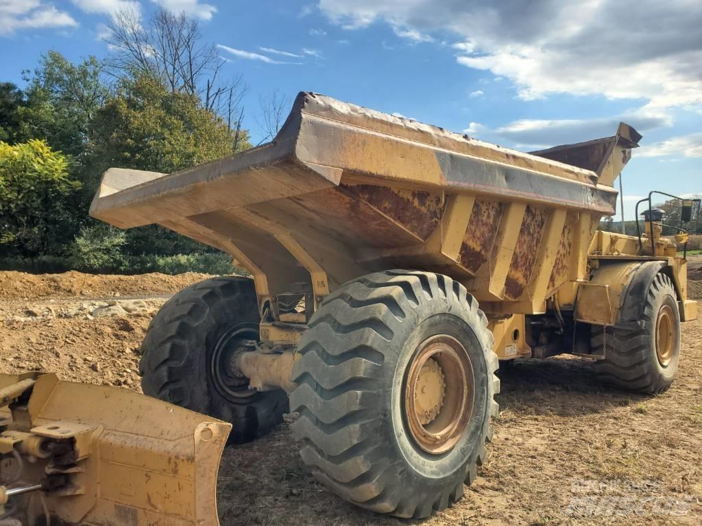 CAT D 25 D Tombereau articulé