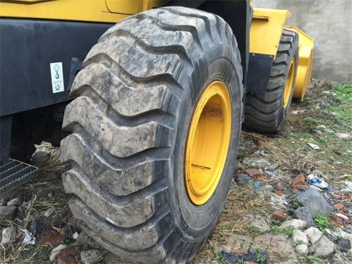 Komatsu WA 320-5 Chargeuse sur pneus
