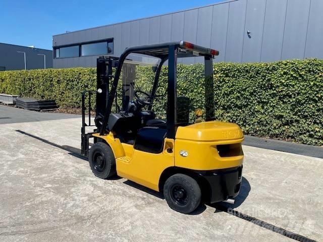 Toyota 7 FDF 25 Chariots diesel