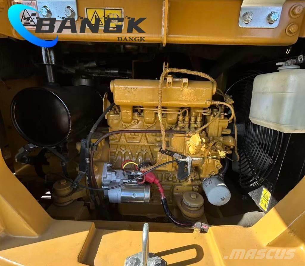 CAT 306E2 Pelle sur chenilles