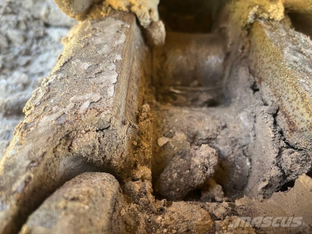 Komatsu PC 240 LC-8 Pelle sur chenilles