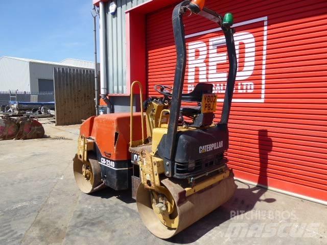 CAT CB 224 D Rouleaux tandem