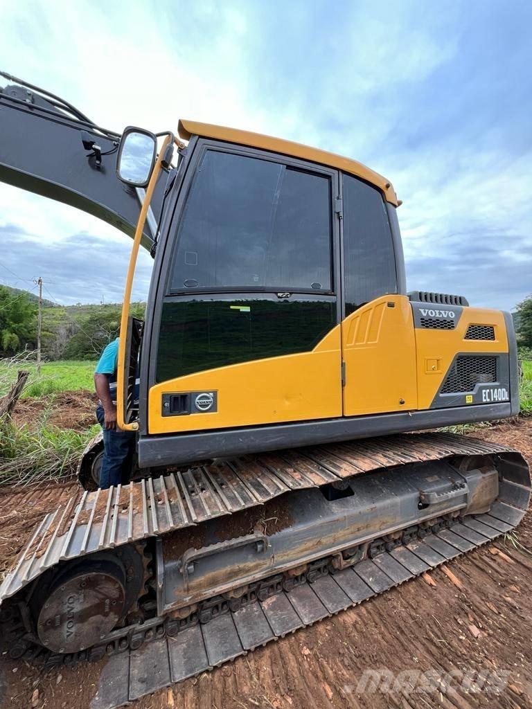 Volvo EC 140 DL Pelle sur chenilles