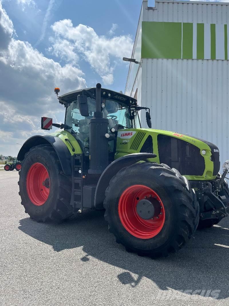 CLAAS Axion 950 Tracteur