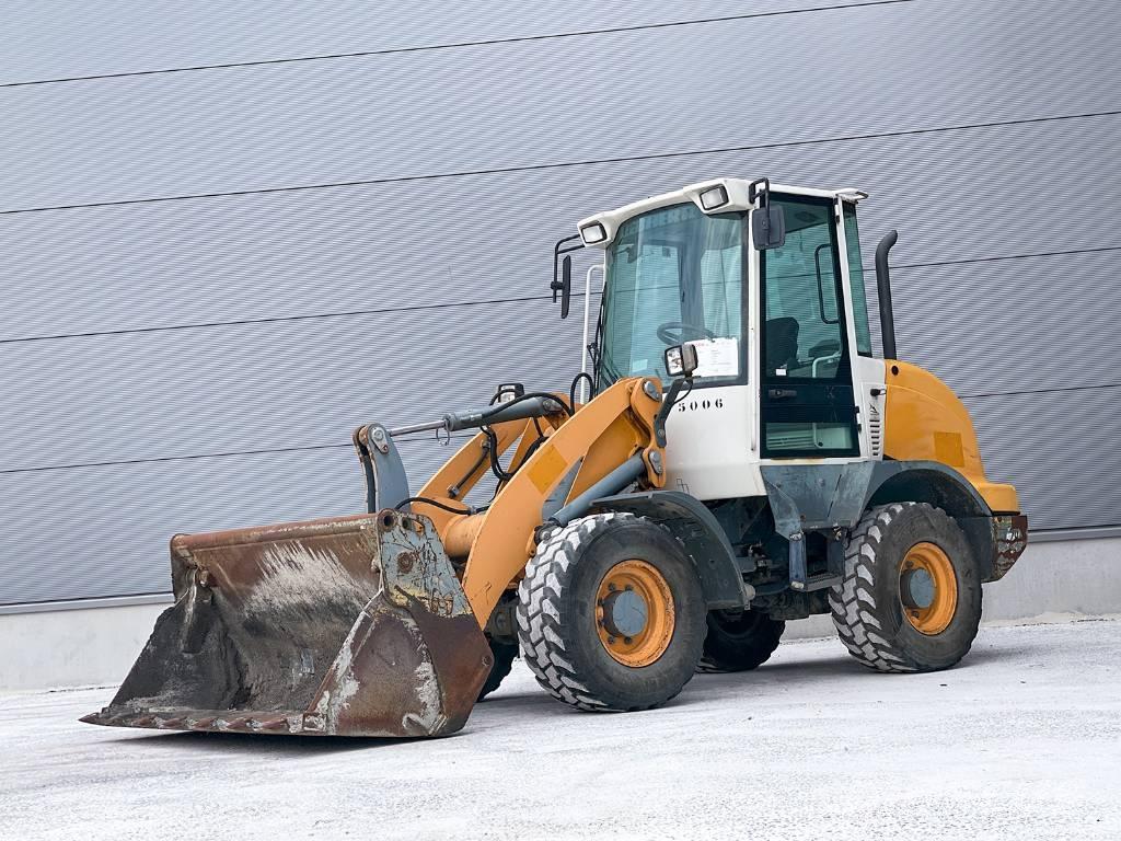 Liebherr L 506 Chargeuse sur pneus