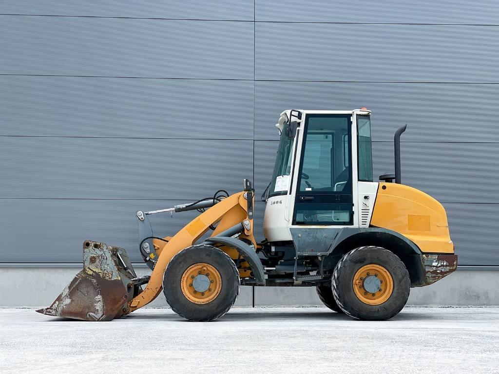 Liebherr L 506 Chargeuse sur pneus