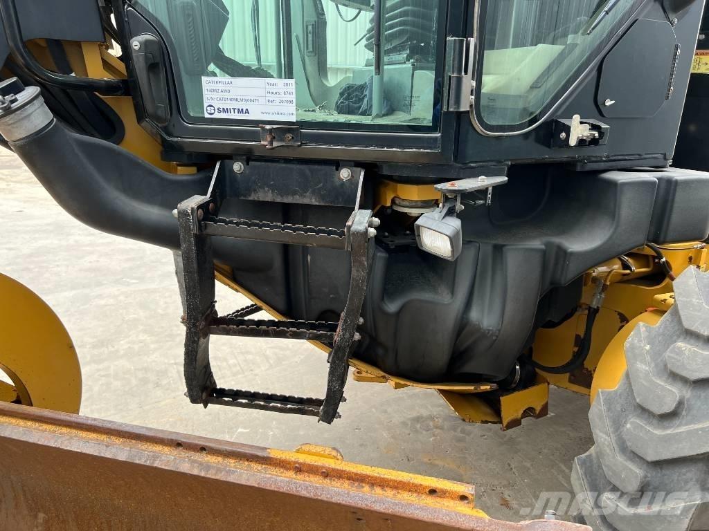 CAT 140M2 AWD Niveleuse