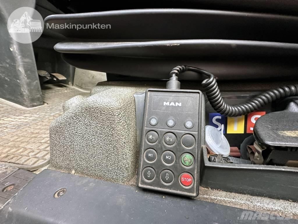 MAN TGX 28.530 LAXO Châssis cabine