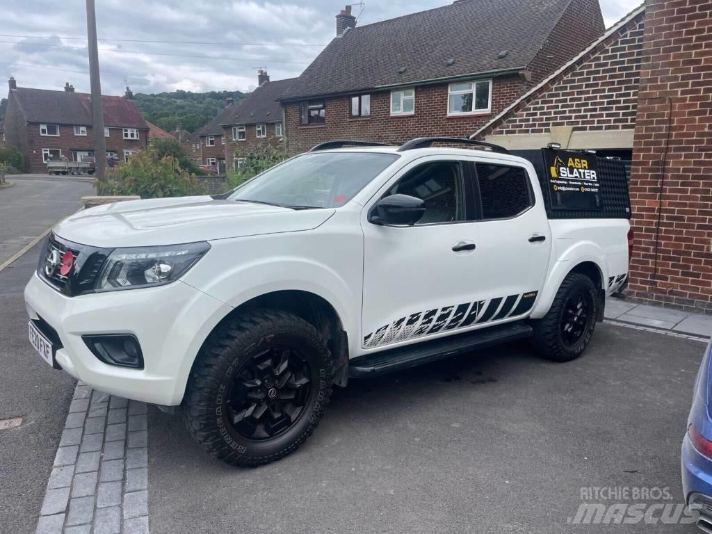 Nissan Navara Voiture