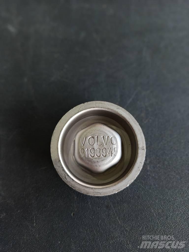 Volvo PLUG 8193945 Moteur