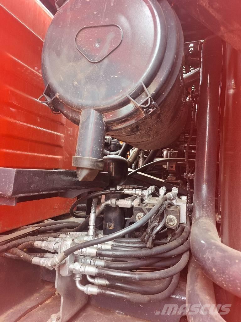 Doosan DX 225 Pelle sur chenilles